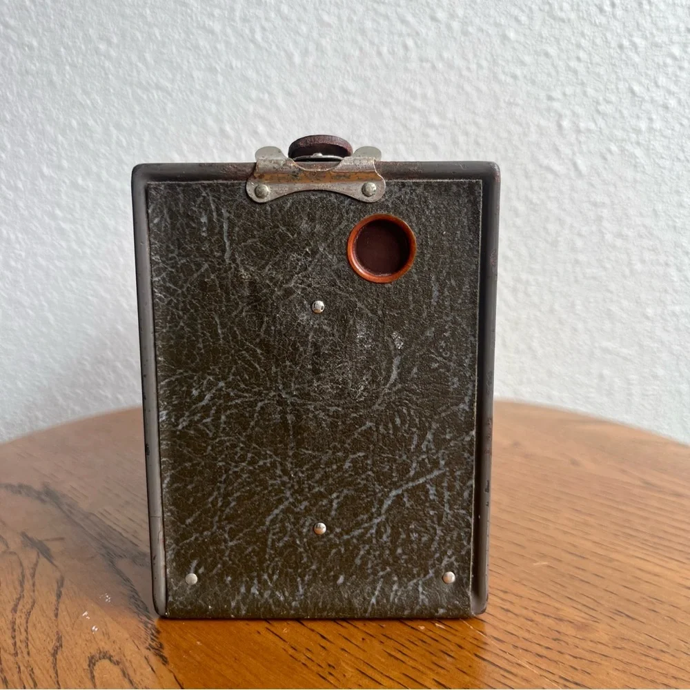 Kodak No.2 Brownie Model F camera